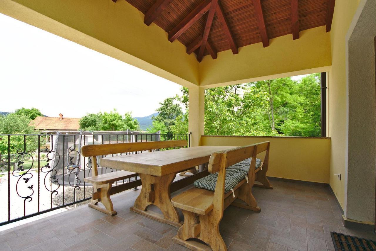 Holiday House With Pool Cavle Luaran gambar